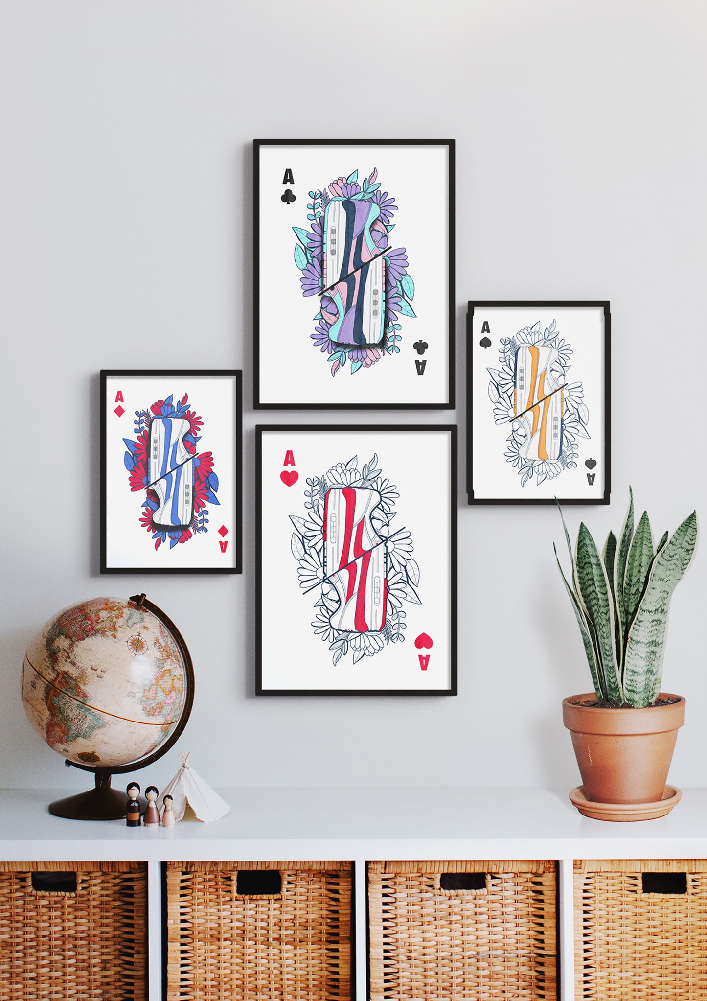 Composition d'affiche de la boutique Chez Didine. Décorer votre intérieur avec des affiches créatives autour du sport du jeu de carte et de la sneakers