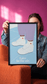 Affiche Love in the air 30x40 cm, sneakers blanches à cœur rouge tenue dans son cadre - Chez Didine