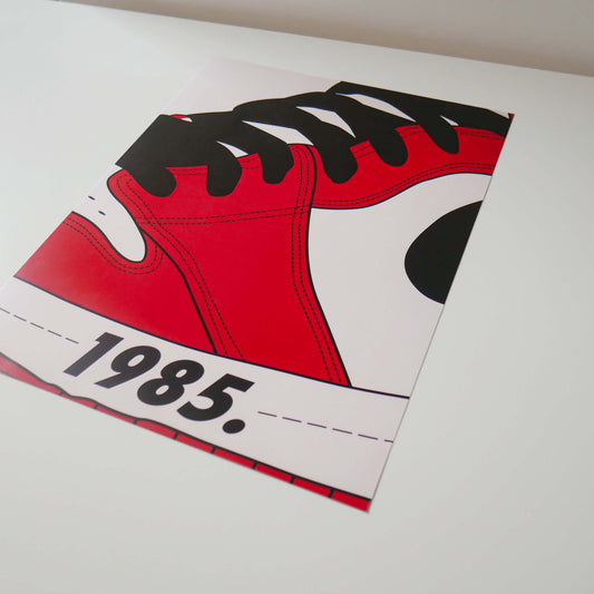 L'impression est réalisé en France à Amiens au studio Chez didine. Une impression de qualité qui fait ressortir les couleurs grâce à son papier semi mat.